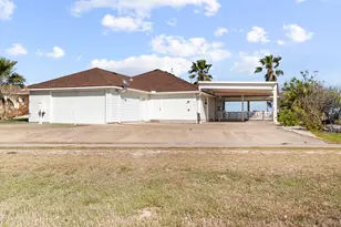 316 Marshall Johnson Ave S, Port Lavaca, TX 77979 - Photo 30