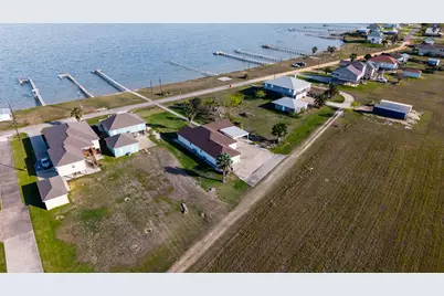 316 Marshall Johnson Avenue S, Port Lavaca, TX 77979 - Photo 44