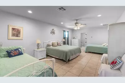 316 Marshall Johnson Avenue S, Port Lavaca, TX 77979 - Photo 20