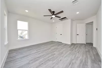 17119 Spindle Oaks Drive, Conroe, TX 77385 - Photo 22