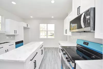 17119 Spindle Oaks Drive, Conroe, TX 77385 - Photo 12