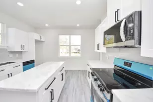 17119 Spindle Oaks Dr, Conroe, TX 77385 - Photo 12