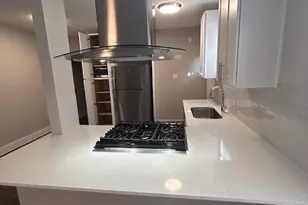 2428 Ave O 1/2 St, Galveston, TX 77550 - Photo 4