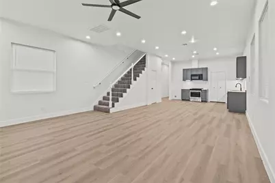 8129 Hoffman Street, Houston, TX 77016 - Photo 6