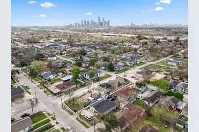 3501 Sarah Street, Houston, TX 77026 - Photo 8