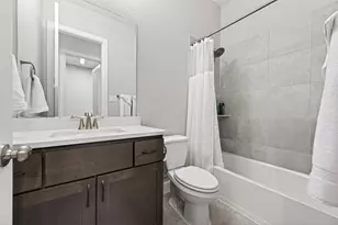 411 Callery Pear Ct, Conroe, TX 77304 - Photo 34