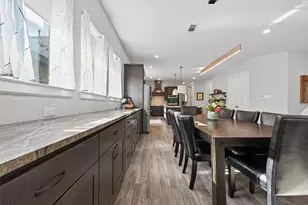 411 Callery Pear Ct, Conroe, TX 77304 - Photo 18