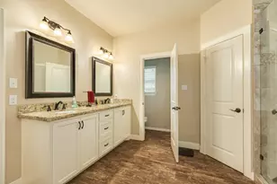1008 S Belle Dr, Angleton, TX 77515 - Photo 26