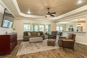 1008 S Belle Dr, Angleton, TX 77515 - Photo 14