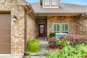 1008 S Belle Dr, Angleton, TX 77515 - Photo 4
