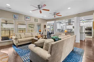 3934 Tres Dr, Galveston, TX 77554 - Photo 16