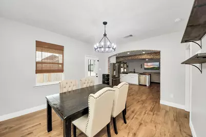 10018 Lynnwood Drive, Baytown, TX 77521 - Photo 14