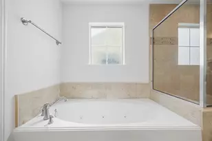 3314 Clearview Cir, Houston, TX 77025 - Photo 24