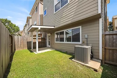 3314 Clearview Circle, Houston, TX 77025 - Photo 32
