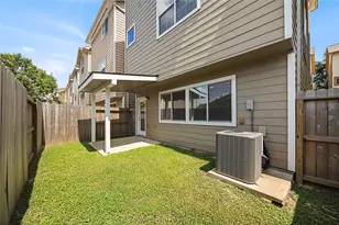 3314 Clearview Cir, Houston, TX 77025 - Photo 32