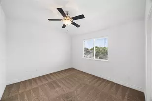 3314 Clearview Cir, Houston, TX 77025 - Photo 26