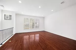 3314 Clearview Cir, Houston, TX 77025 - Photo 10