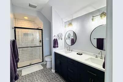 12930 Buccaneer Parkway, Freeport, TX 77541 - Photo 18