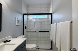 12930 Buccaneer Pkwy, Freeport, TX 77541 - Photo 14