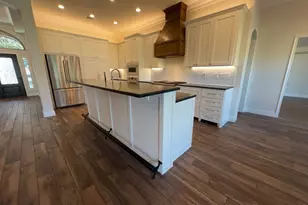 10727 Sea Myrtle Dr, Houston, TX 77095 - Photo 2