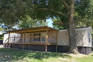 808 W Martin Luther King Blvd, Willis, TX 77378 - Photo 2