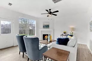 15615 Copano Bay Dr, Sugar Land, TX 77498 - Photo 6