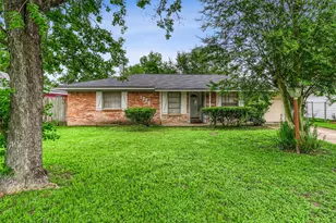 1323 W Donovan St, Houston, TX 77091 - Photo 1
