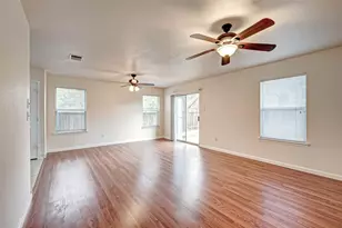 7910 Raven Creek Ln, Cypress, TX 77433 - Photo 16