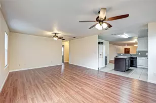 7910 Raven Creek Ln, Cypress, TX 77433 - Photo 14