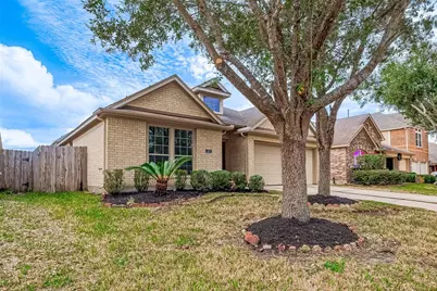 2808 Arbor Brook Lane, Pearland, TX 77584 - Photo 4