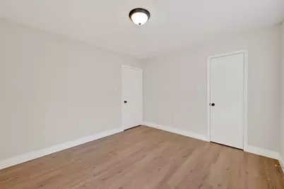 5530 Oak Falls Drive, Houston, TX 77066 - Photo 22