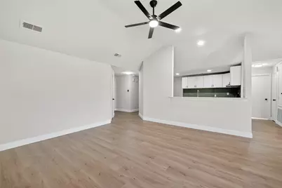 5530 Oak Falls Drive, Houston, TX 77066 - Photo 12