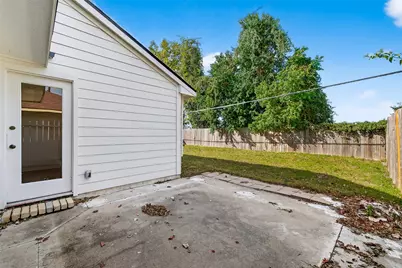 5530 Oak Falls Drive, Houston, TX 77066 - Photo 36