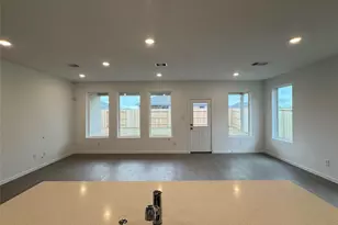 9315 Golden Dorado Ln, Baytown, TX 77521 - Photo 4