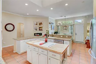 9407 Oratorio Ct, Houston, TX 77040 - Photo 10