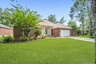 913 Melanie Park, Conroe, TX 77304 - Photo 2