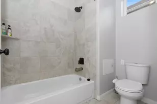 5426 Oriente Ln, Houston, TX 77023 - Photo 38