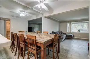 11609 Chimney Rock Rd, Houston, TX 77035 - Photo 6
