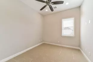 5635 Kiam St, Houston, TX 77007 - Photo 30