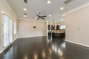 5635 Kiam St, Houston, TX 77007 - Photo 8