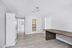 501 Sioux River Rd, Conroe, TX 77316 - Photo 14