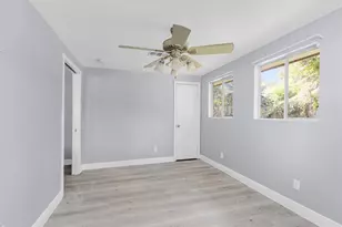 501 Sioux River Rd, Conroe, TX 77316 - Photo 12