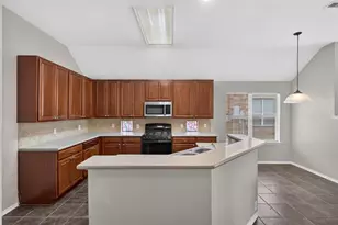 30303 Mesa Valley Dr, Spring, TX 77386 - Photo 6