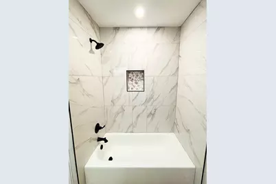 1803 S Park Street, Brenham, TX 77833 - Photo 12