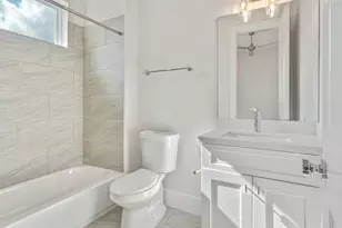 1236 W 21st St, Houston, TX 77008 - Photo 18