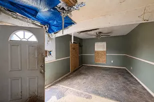 10242 Flaxman St, Houston, TX 77029 - Photo 2