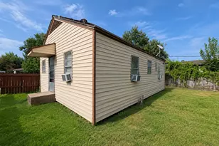 10242 Flaxman St, Houston, TX 77029 - Photo 8