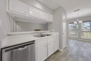 13607 Ravensway Dr, Cypress, TX 77429 - Photo 10