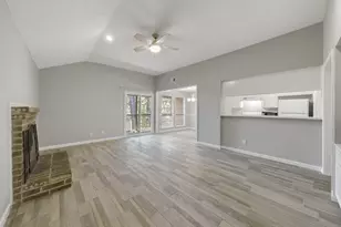 13607 Ravensway Dr, Cypress, TX 77429 - Photo 4