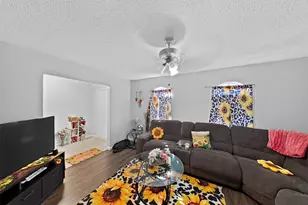 8101 Amelia Rd, Houston, TX 77055 - Photo 10